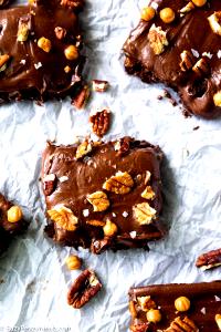 1 piece (99 g) Turtle Fudge Brownie Cup