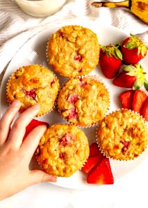 1 Piece Banana And Strawberry Muffins