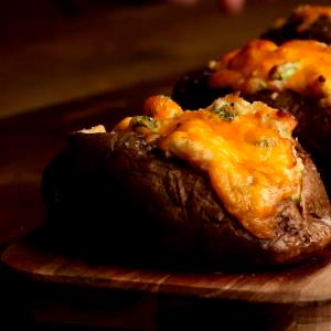1 Piece Broccoli And Cheddar Baked Potatoes