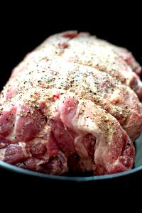 1 Piece Cooked (yield From 1 Lb Unheated Product) Pork Shoulder (Blade Roll, Cured, Roasted)
