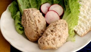 1 Piece Gefiltefish (Commercial, Sweet Recipe)