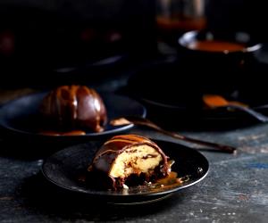 1 Piece Half-Sphere Vanilla Caramel