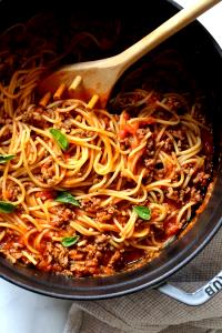 1 Piece Meat Filled Pasta with Gravy (Canned)