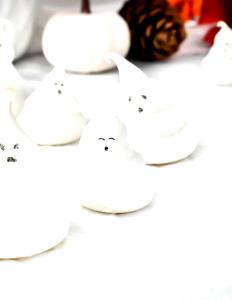 1 Piece Meringue Ghosts