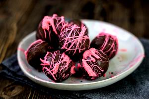 1 Piece Individual Chocolates, Amaretto