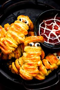 1 Piece Sausage Mummies