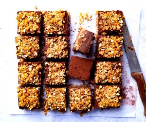 1 Piece Truffle Cake With Hazelnut Praline