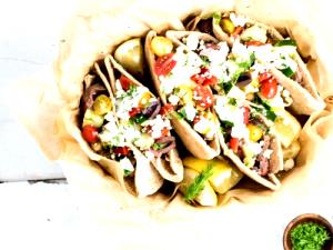 1 pita Steak Pita