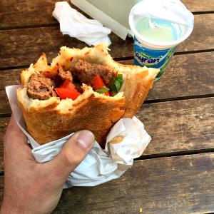 1 pita Uncle Philly