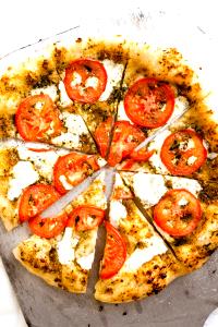 1 pizza (116 g) Pesto Pizza
