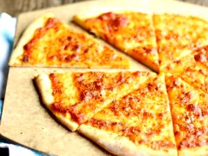 1 Pizza (12" Dia) Thin Crust Cheese Pizza