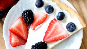 1 Pizza (14" Dia) Thick Crust Cheese Pizza with Fruit