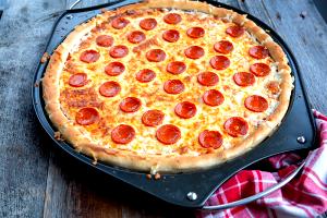 1 pizza (178 g) Pepperoni Pizza with Harvest Wheat Crust