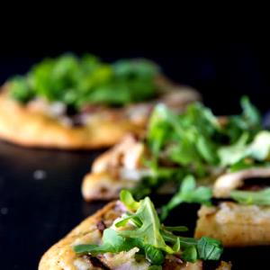 1 pizza (196 g) Single Serve Pesto Pizza