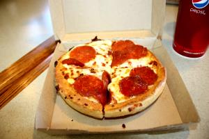 1 Pizza 6" Personal Pan Pizza Pepperoni