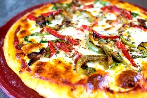 1 Pizza 6" Personal Pan Pizza Veggie Lover