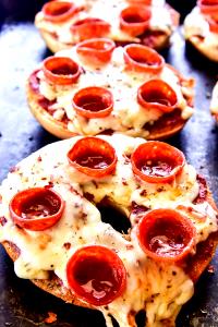 1 pizza bagel (73 g) Pizza Bagels