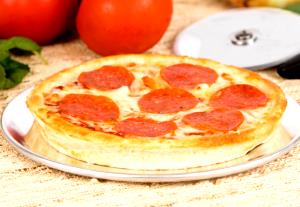 1 pizza Personal Pepperoni Pizza