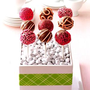 1 pop (43 g) Raspberry Truffle Cake Pops