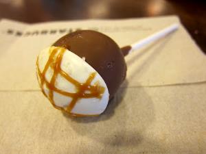 1 pop (46 g) Salted Caramel Cake Pop