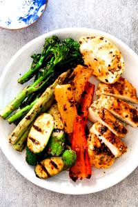 1 portion (170 g) Bistro Chicken Griller - Fire Roasted Vegetable