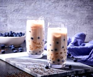 1 Portion Blueberry Iced Latte