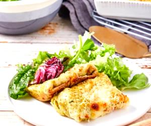 1 Portion Chicken With Creamed Spinach Crepes