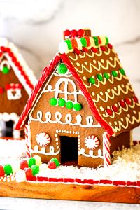 1 Portion Gingerbread House