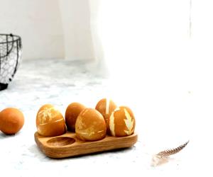 1 Portion Golden Brown Dyed Eggs