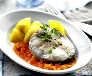 1 Portion Halibut And Potatoes With Tomato Sauce