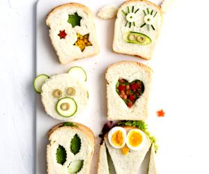 1 Portion Kids Toasted Bread And Spinach Pesto