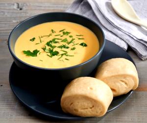 1 Portion Mantou Buns With Butternut Squash Soup