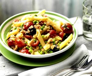 1 Portion Pasta Salad With Trout And Vegetables