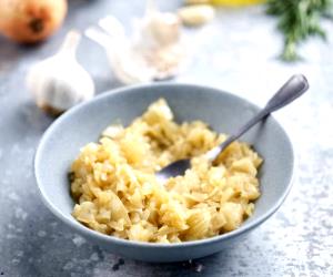 1 Portion Sautéing Onions And Garlic