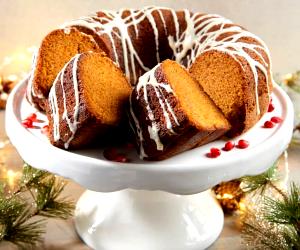 1 Portion Spiced Butternut Squash Bundt Cake With Maple Glaze