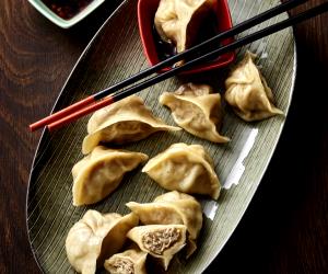 1 Portion Steamed Cabbage And Pork Dumplings