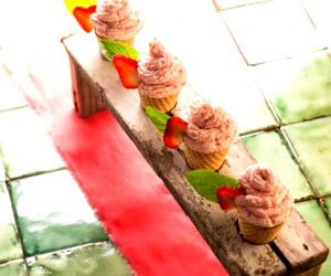 1 Portion Strawberry Mousse Waffle Cones