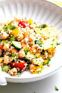 1 pot (9.5 oz) Chickpea Salad