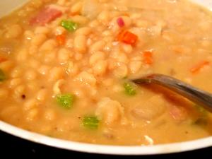 1 pouch (213 g) Yankee Bean Soup