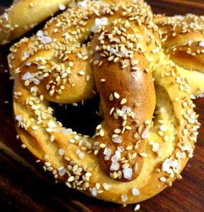 1 pretzel Sesame Pretzel