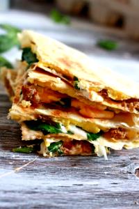 1 quesadilla (106 g) D-Lights Turkey Sausage Quesadilla