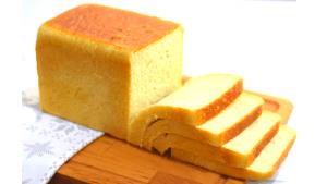 1 Regular Slice (3-3/4" X 5" X 1/2") Toasted White Bread (Home Recipe or Bakery)