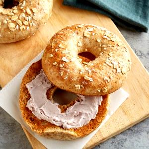 1 Regular Toasted Wheat Bran Bagel