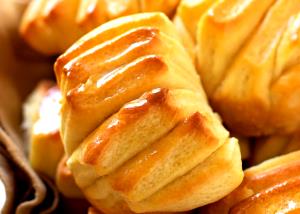 1 roll (1.4 oz) Pull-Apart Rolls