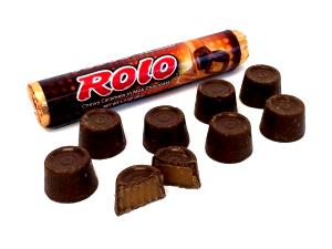 1 Roll (2.25 Oz) Chocolate Flavored Caramel Roll