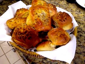1 roll (57 g) Onion Rolls