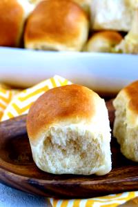 1 roll (58 g) Yeast Roll