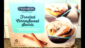 1 roll (68 g) Frosted Cinnasweet Swirls