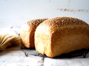 1 roll (74 g) 100% Whole Wheat Extra Large Sandwich Rolls