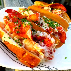 1 roll (9.11 oz) Lobster Shrimp Roll